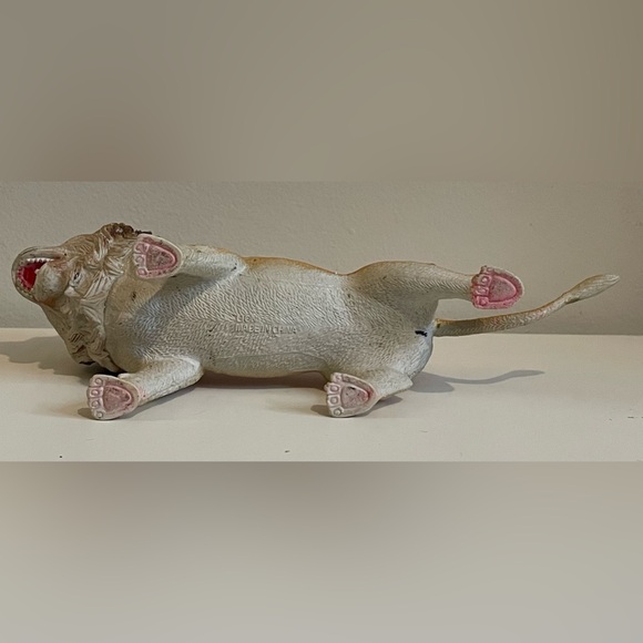 PVC Wild Animal Toy Lion Diorama - Cake Topper- zoo - Picture 6 of 7